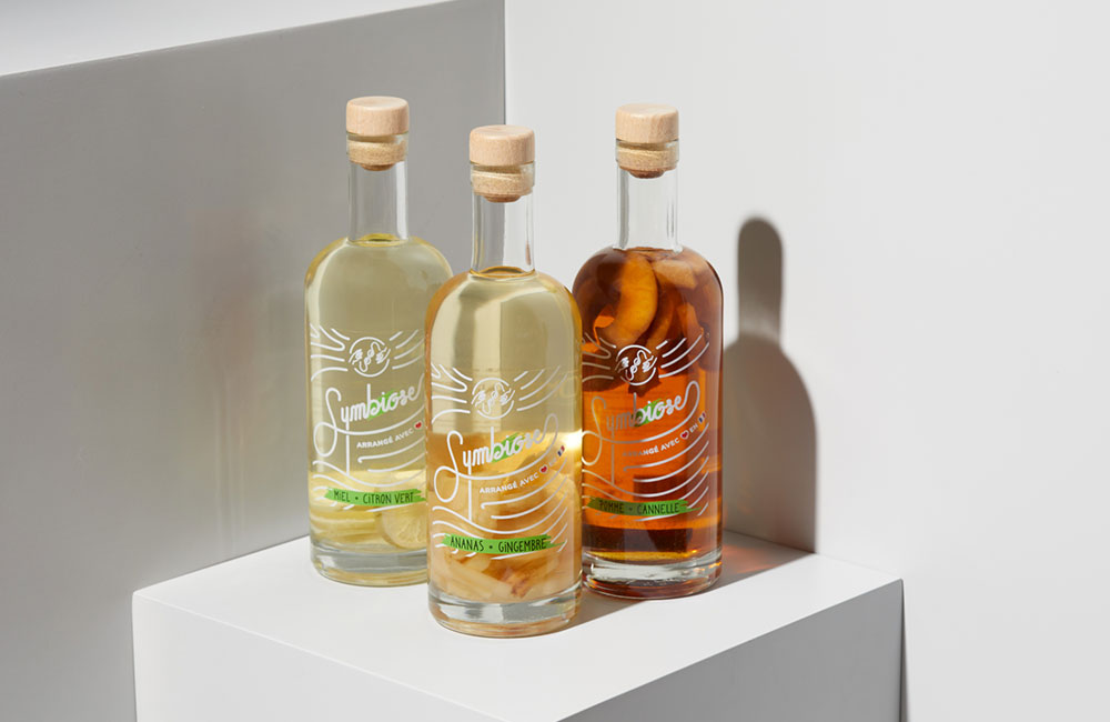 spiritueux et rhum avec packaging design sur bouteille